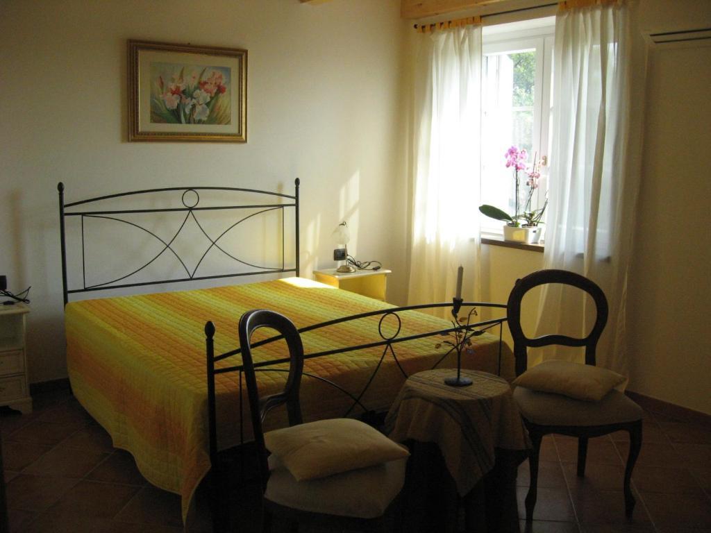 Agriturismo Cascina Serra Cossano Belbo Zimmer foto