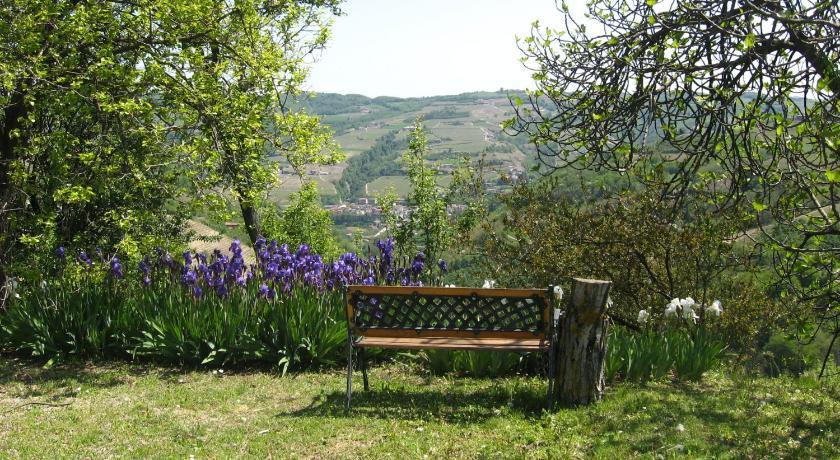 Agriturismo Cascina Serra Cossano Belbo Exterior foto